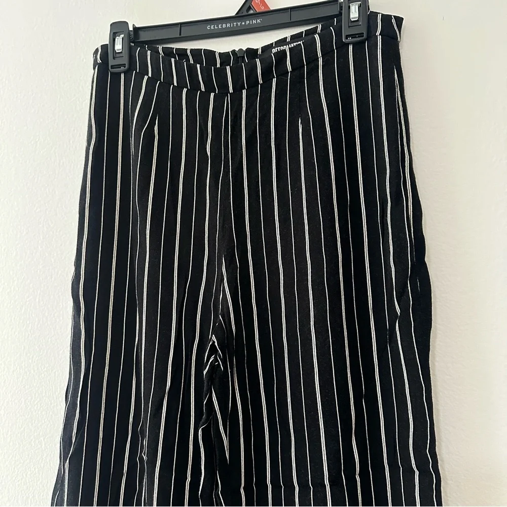 Reformation Black Pinstripe Wide Leg Pants Women’s 8 Petite Tailored Trouser